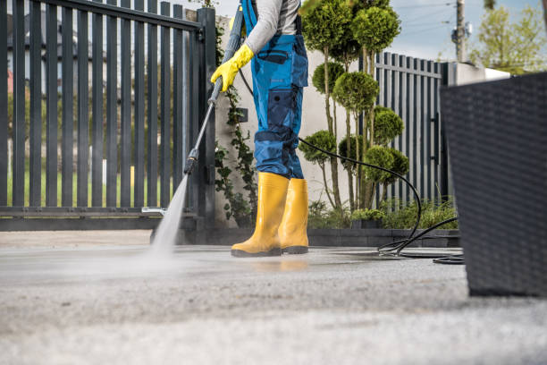 Why Choose Our Certified Pressure Washing Experts for Your Project Needs in Beacon Square, FL?